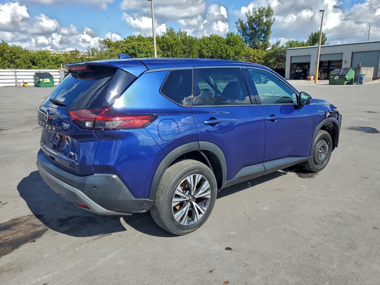 Nissan Rogue Sv Image 3