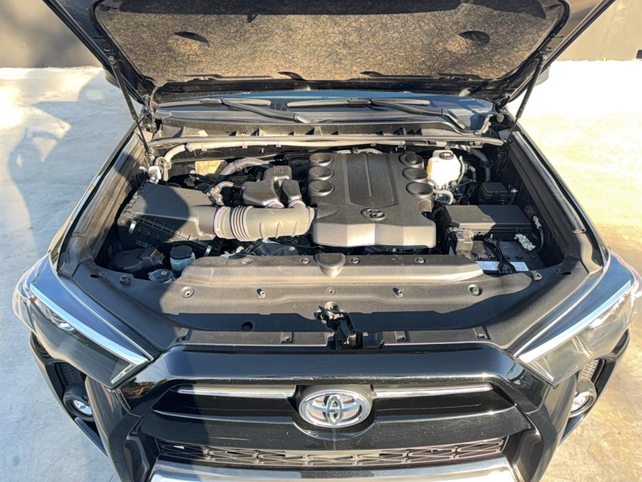 Toyota 4Runner Sr5/sr5 Premium Image 8