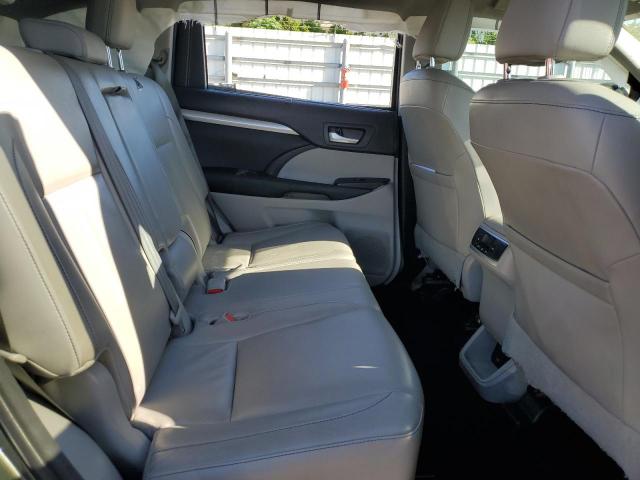 Toyota Highlander Xle Image 2