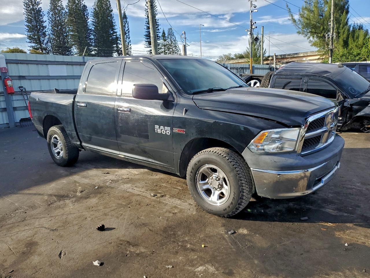 Ram 1500 Slt Image 2