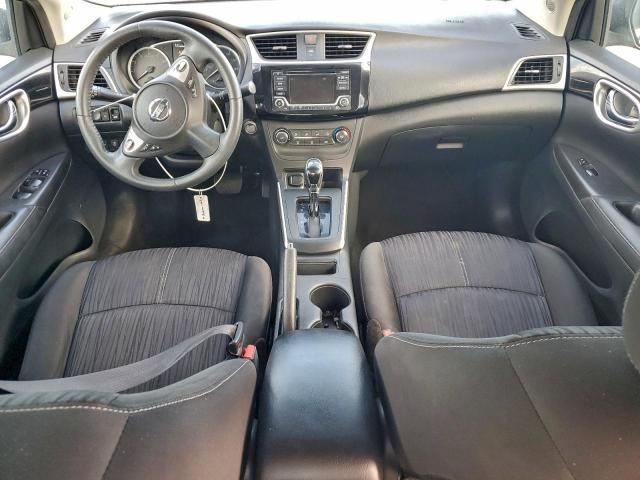 Nissan Sentra S Image 7