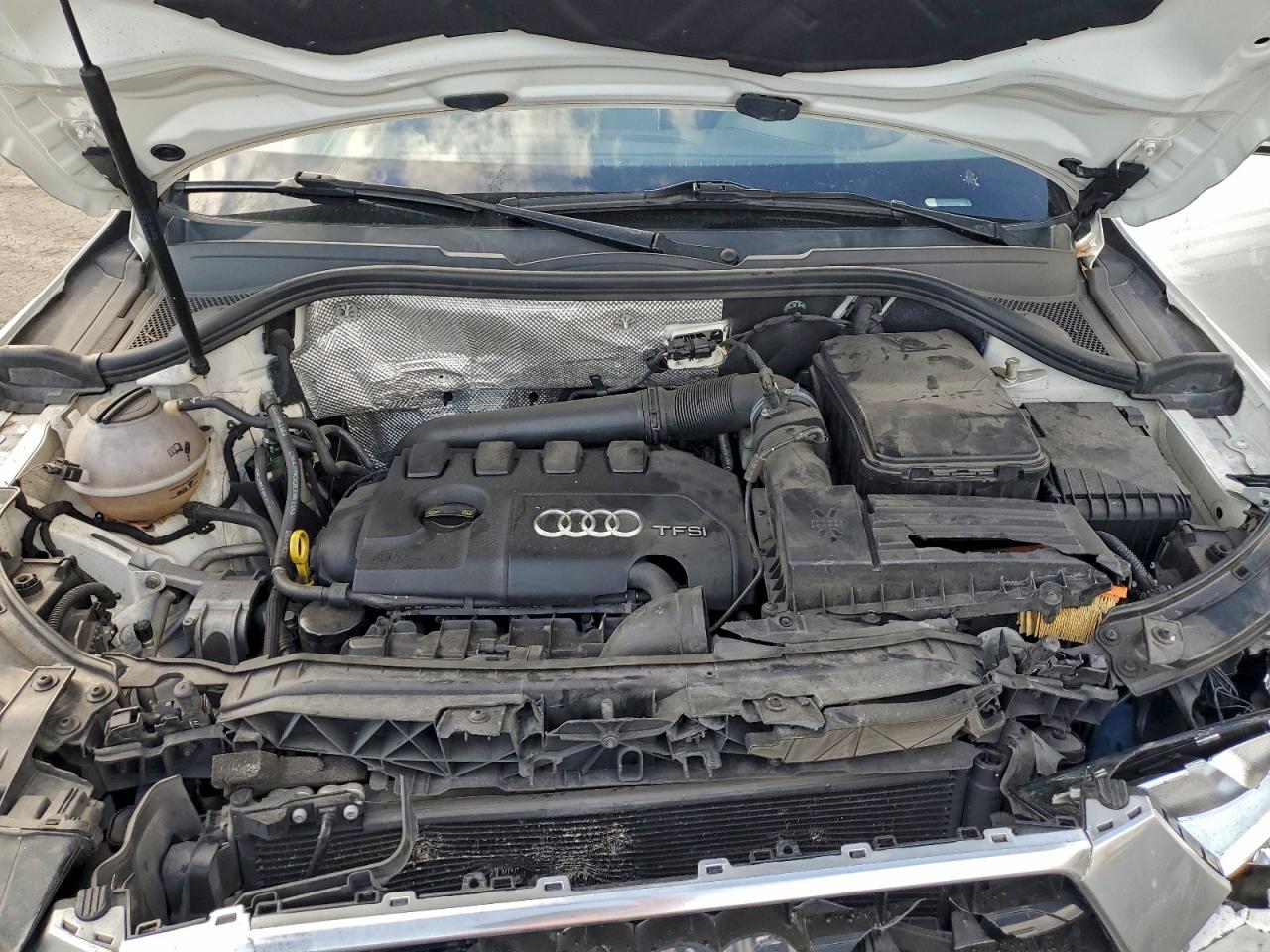 Audi Q3 Premium Image 8