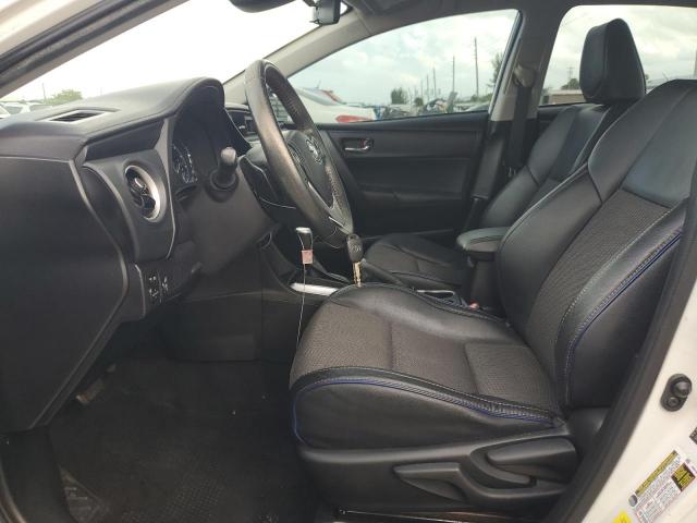 Toyota Corolla L Image 12