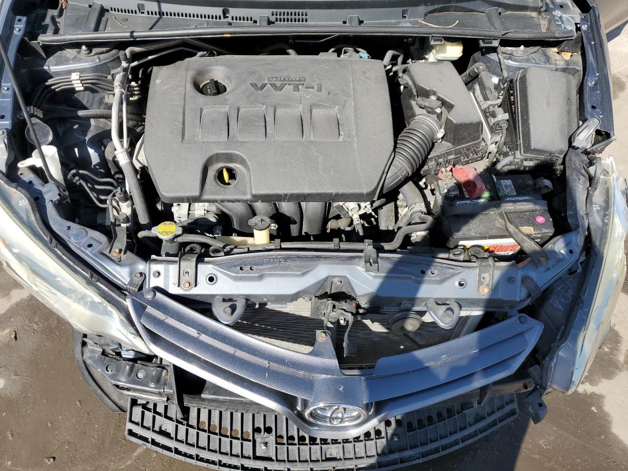 Toyota Corolla L Image 9