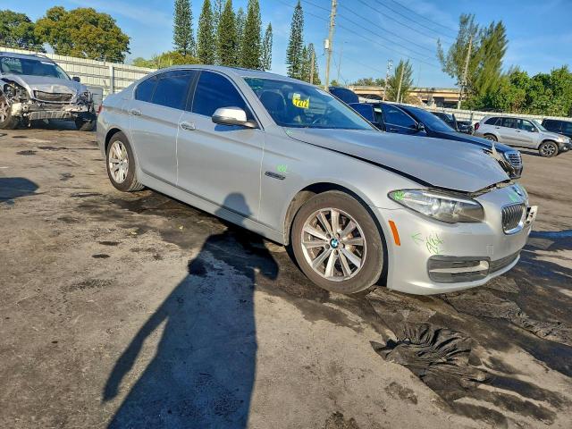 BMW 5 Series I Image 7