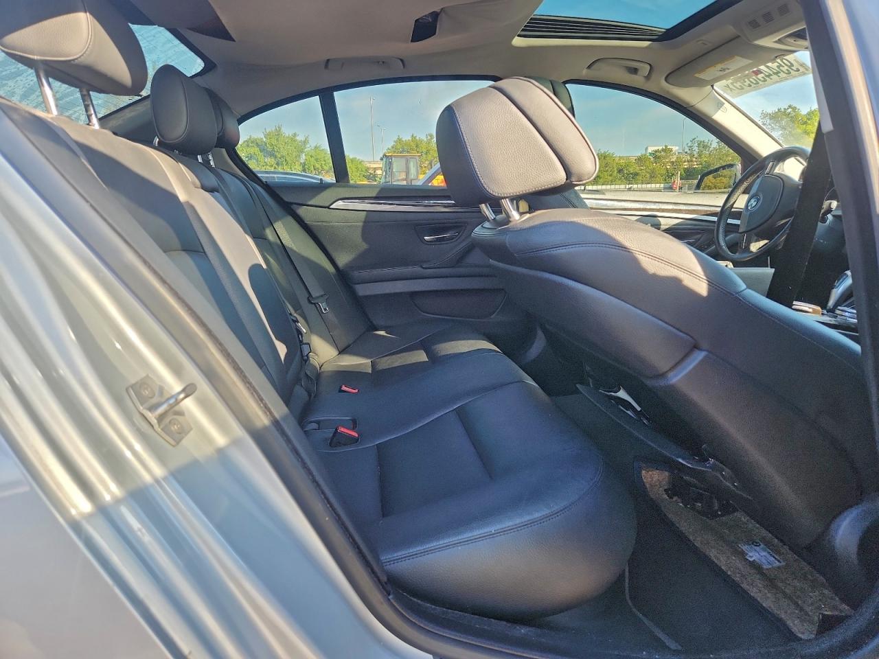 BMW 5 Series I Image 8