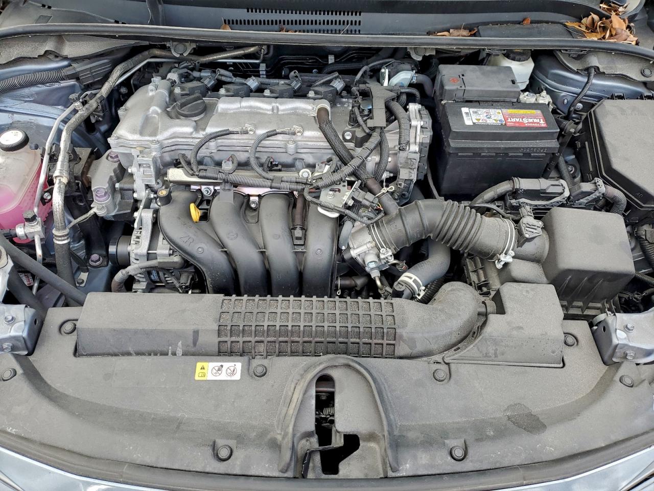 Toyota Corolla Le Image 4