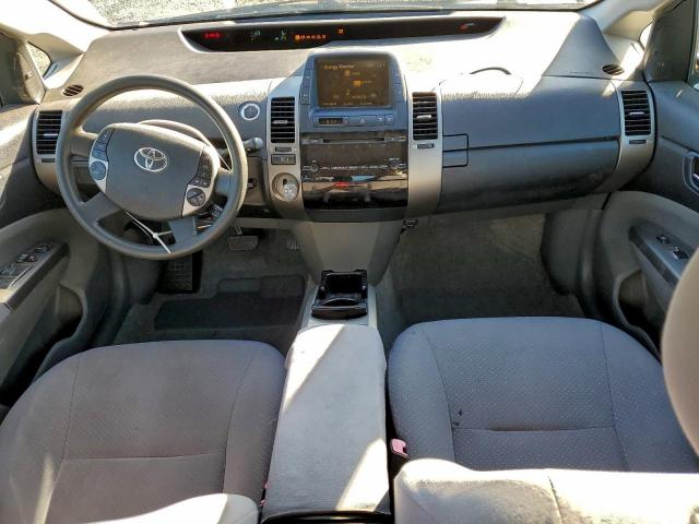 Toyota Prius Image 11