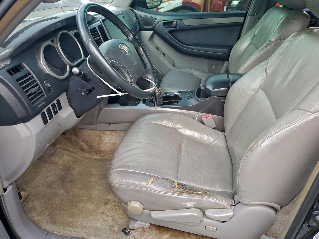 Toyota 4Runner Sr5 Image 8