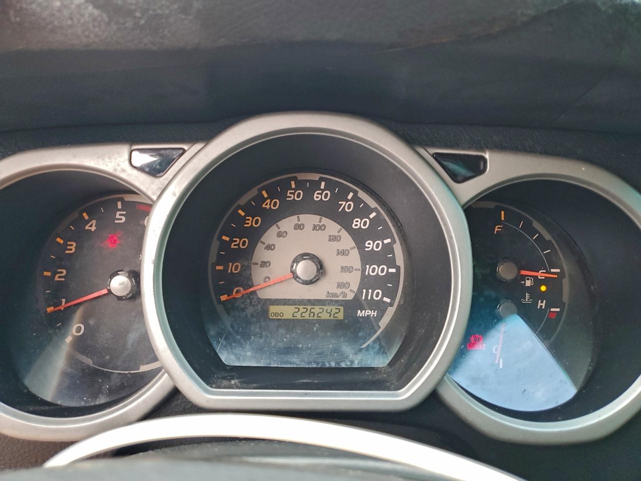 Toyota 4Runner Sr5 Image 10