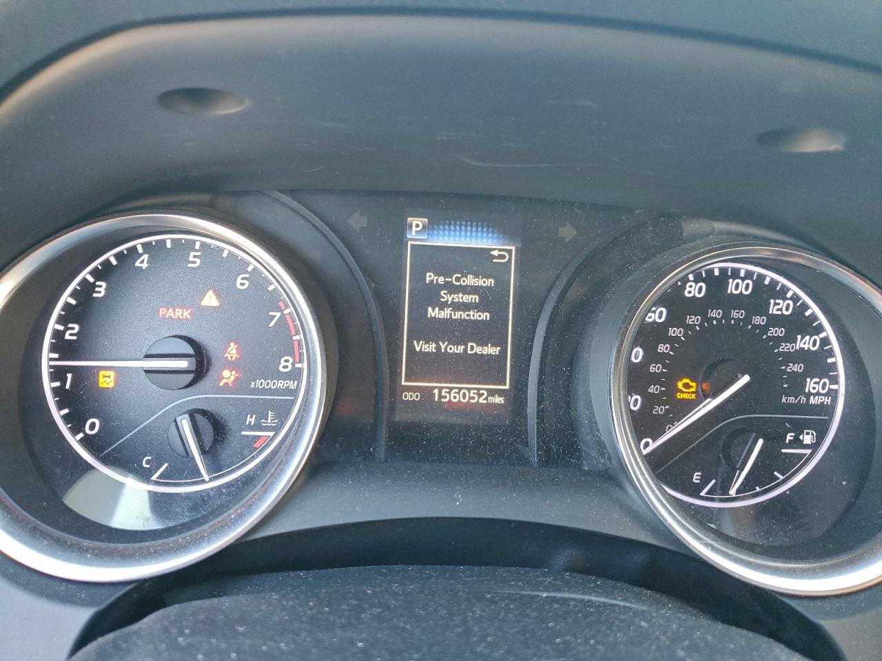 Toyota Camry L Image 9