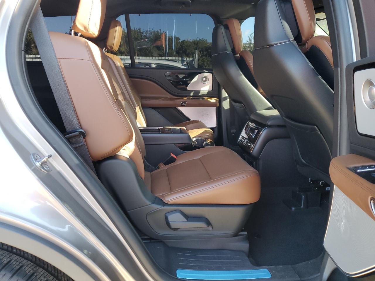 Lincoln Aviator Reserve Image 7