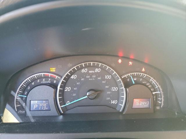 Toyota Camry Base Image 8