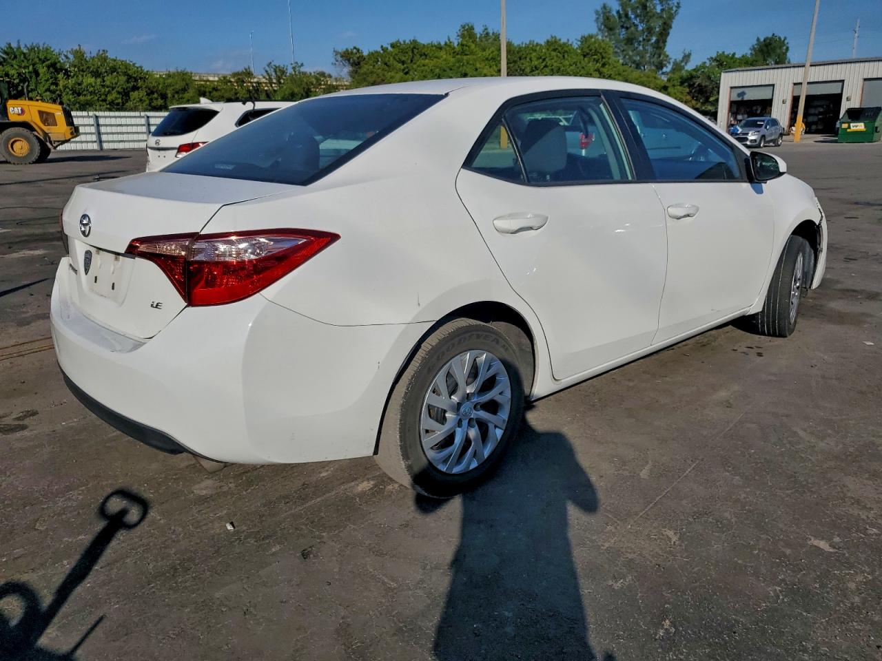 Toyota Corolla L Image 5