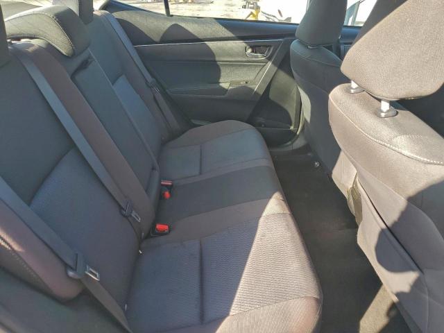 Toyota Corolla L Image 6