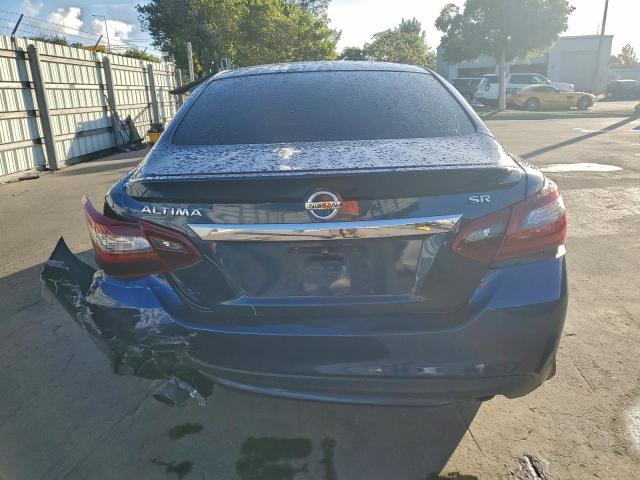 Nissan Altima 2.5 Image 12