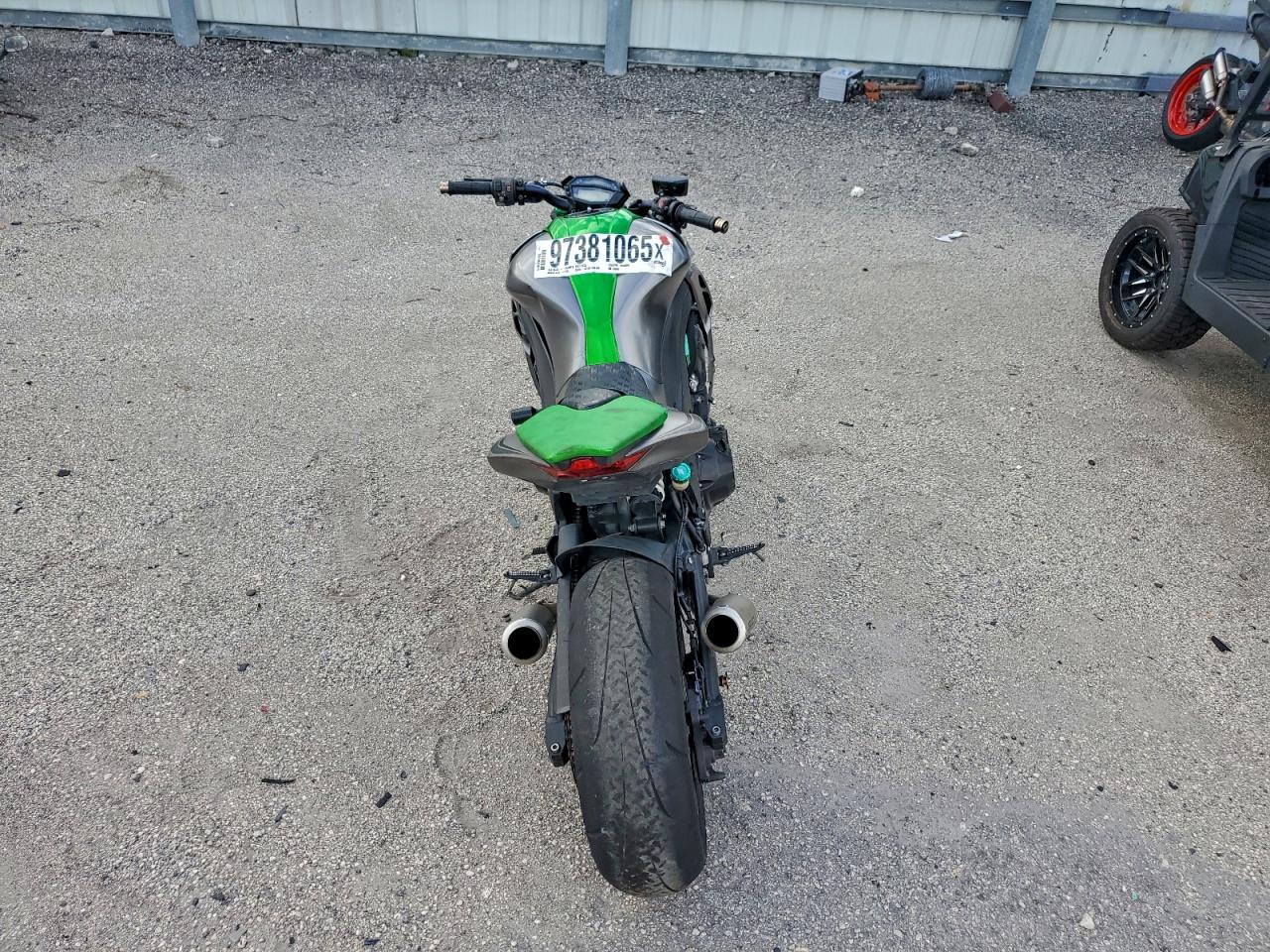 Kawasaki Zr1000 G G Image 2