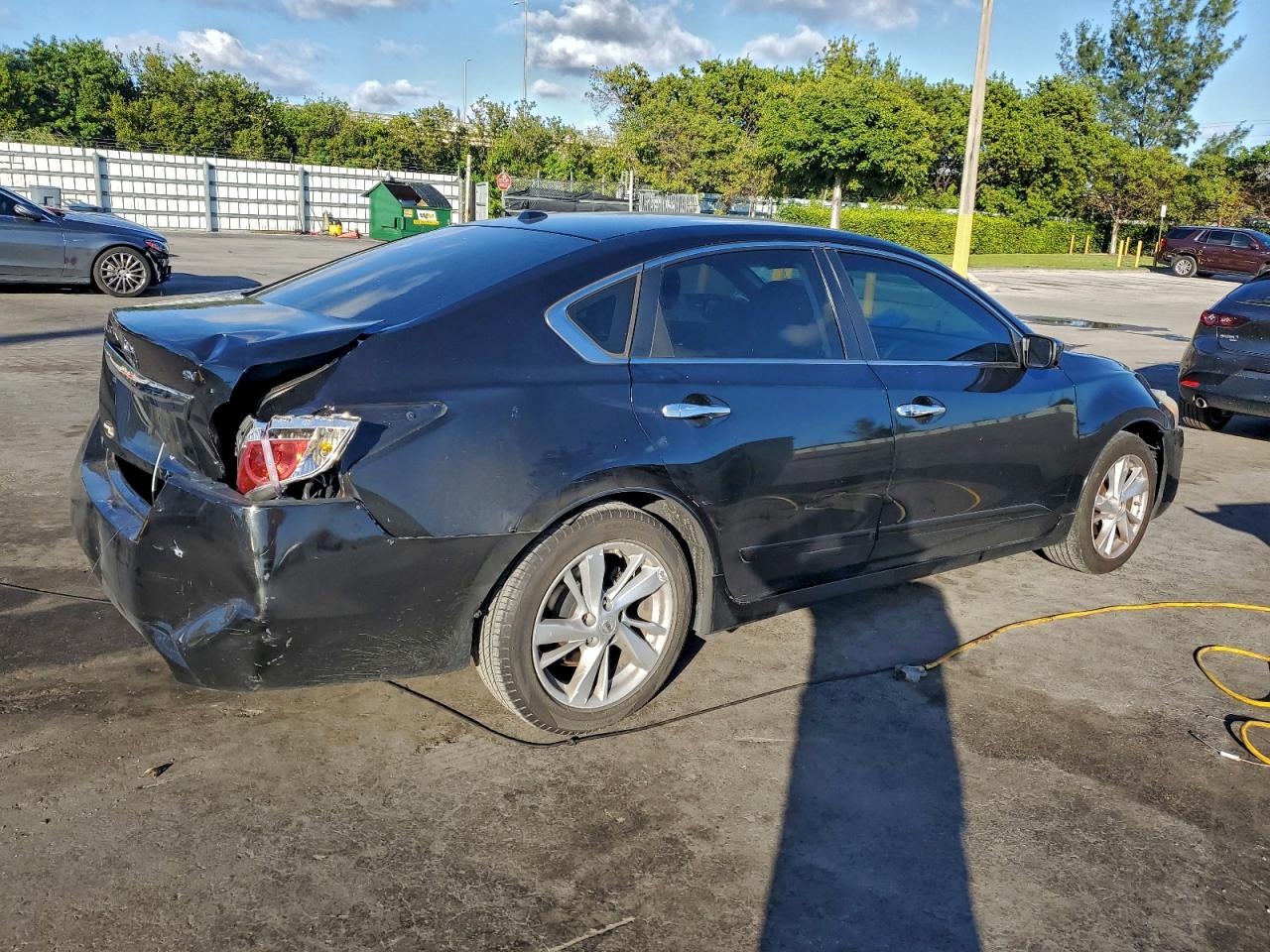 Nissan Altima 2.5 Image 4