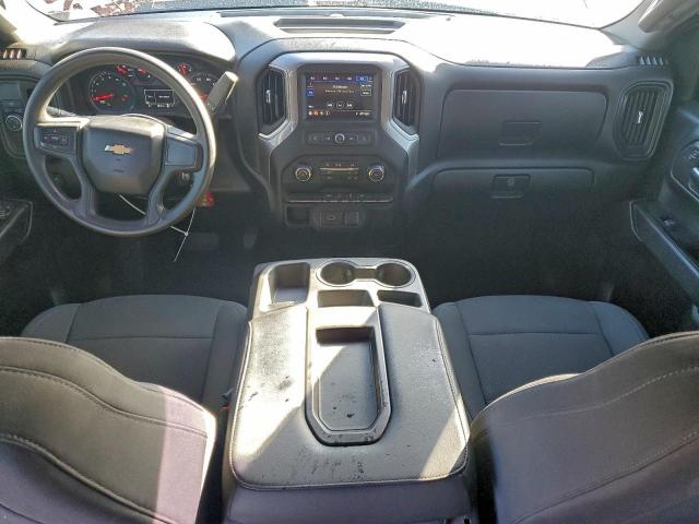 Chevrolet Silverado C1500 Custom Image 12