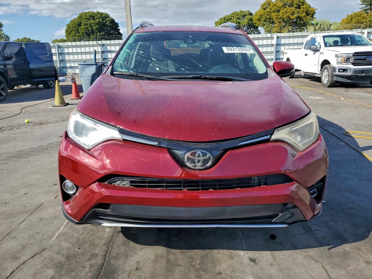 Toyota RAV4 Adventure Image 10