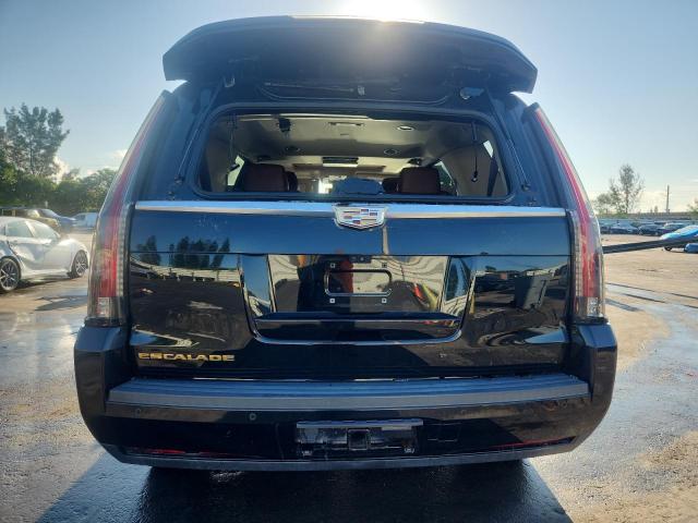 Cadillac Escalade Premium Luxury Image 3