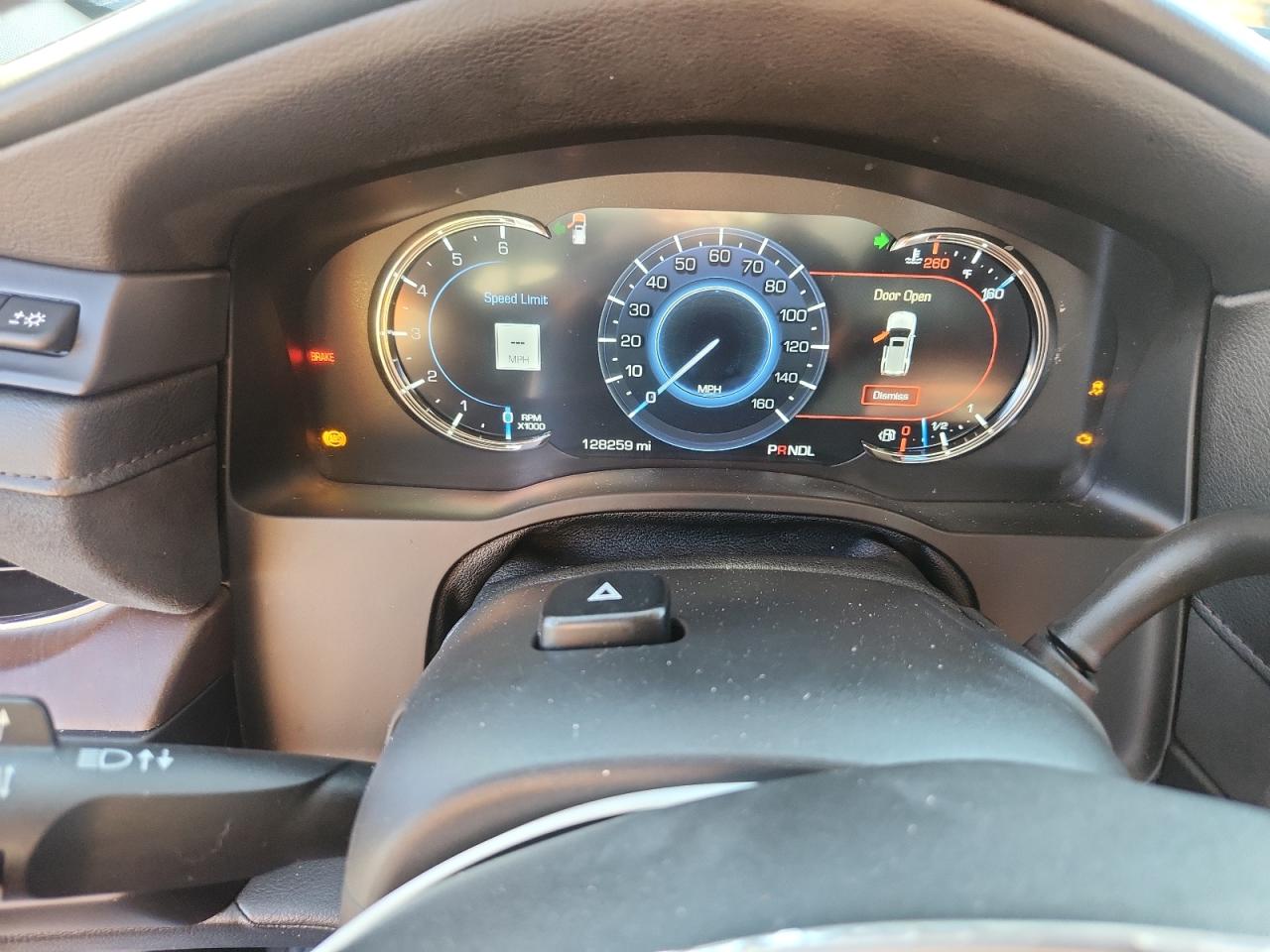 Cadillac Escalade Premium Luxury Image 11