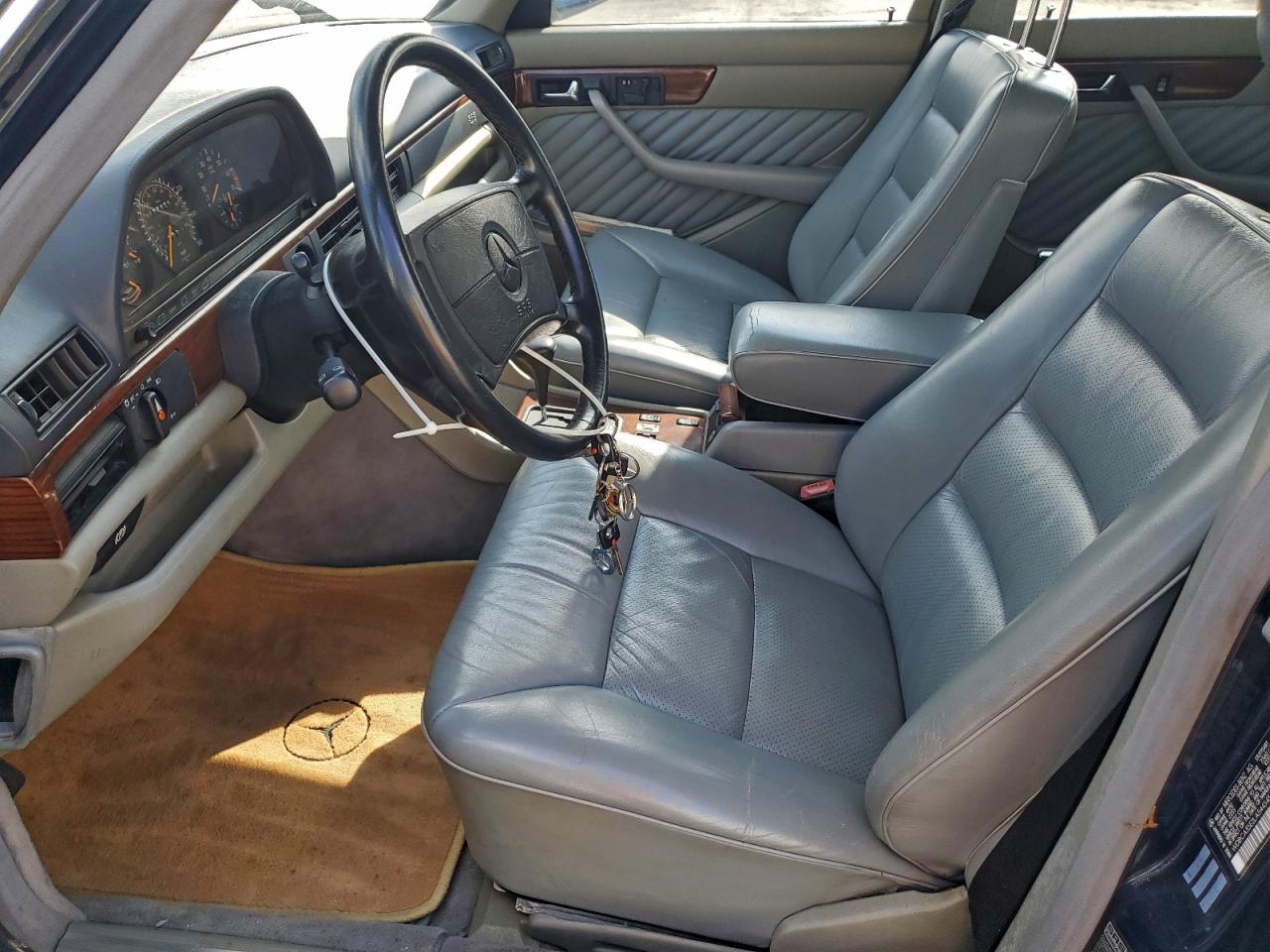 Mercedes-Benz S-Class Sel Image 3