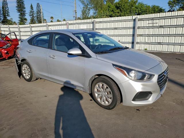 Hyundai ACCENT Se Image 12