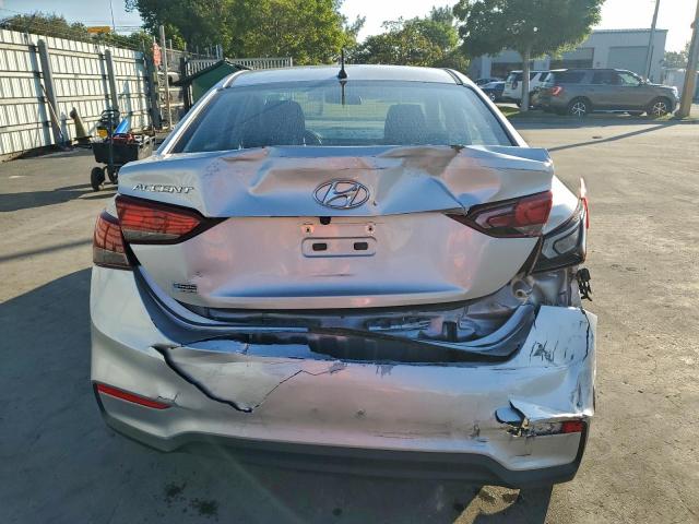 Hyundai ACCENT Se Image 5