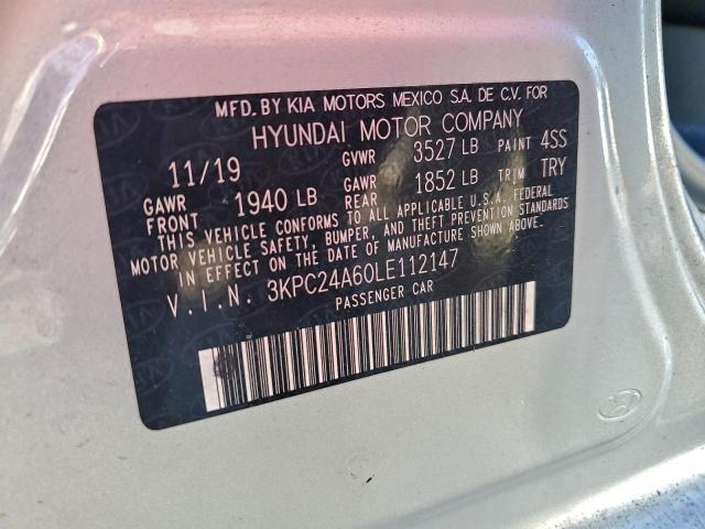 Hyundai ACCENT Se Image 8