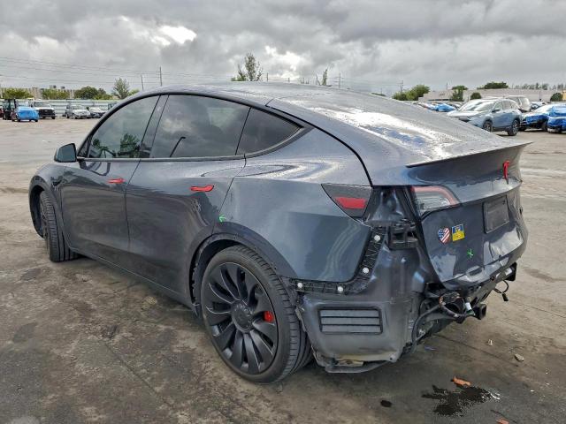 Tesla Model Y Image 11