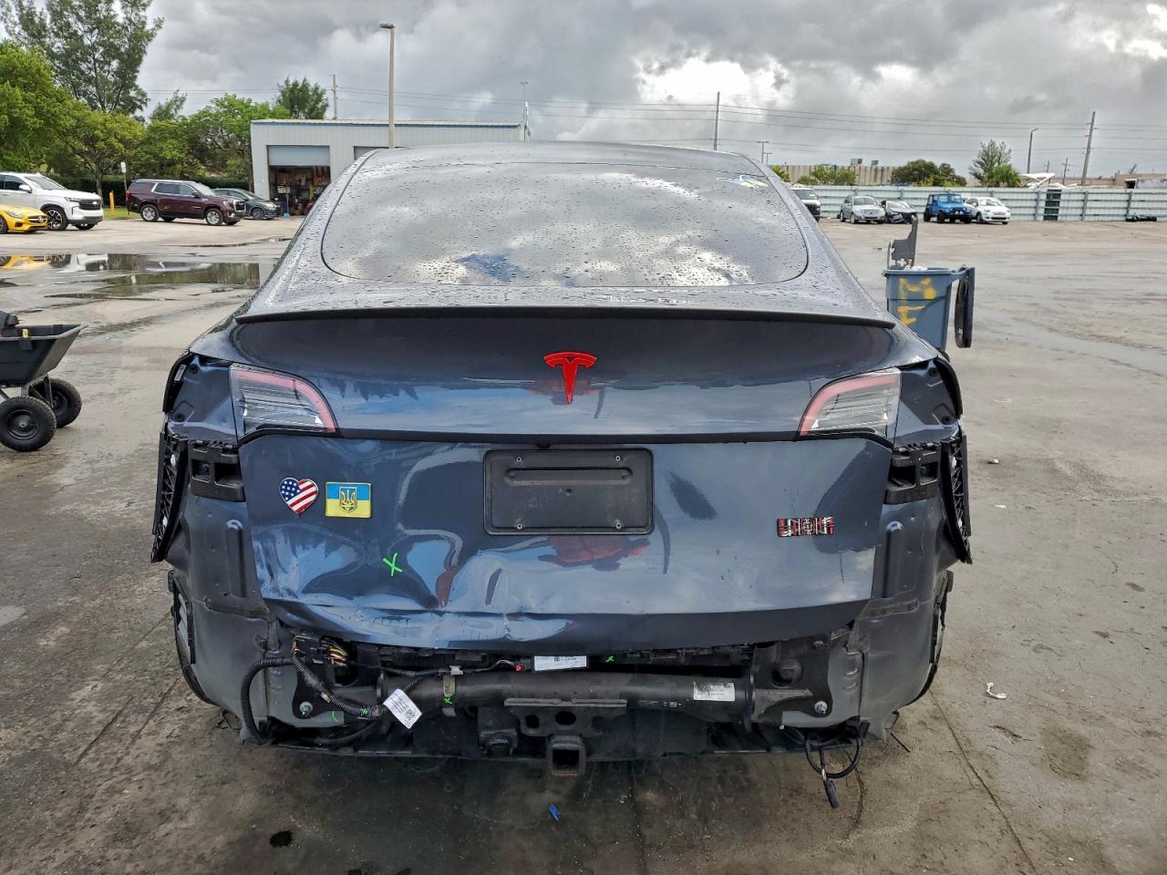 Tesla Model Y Image 7