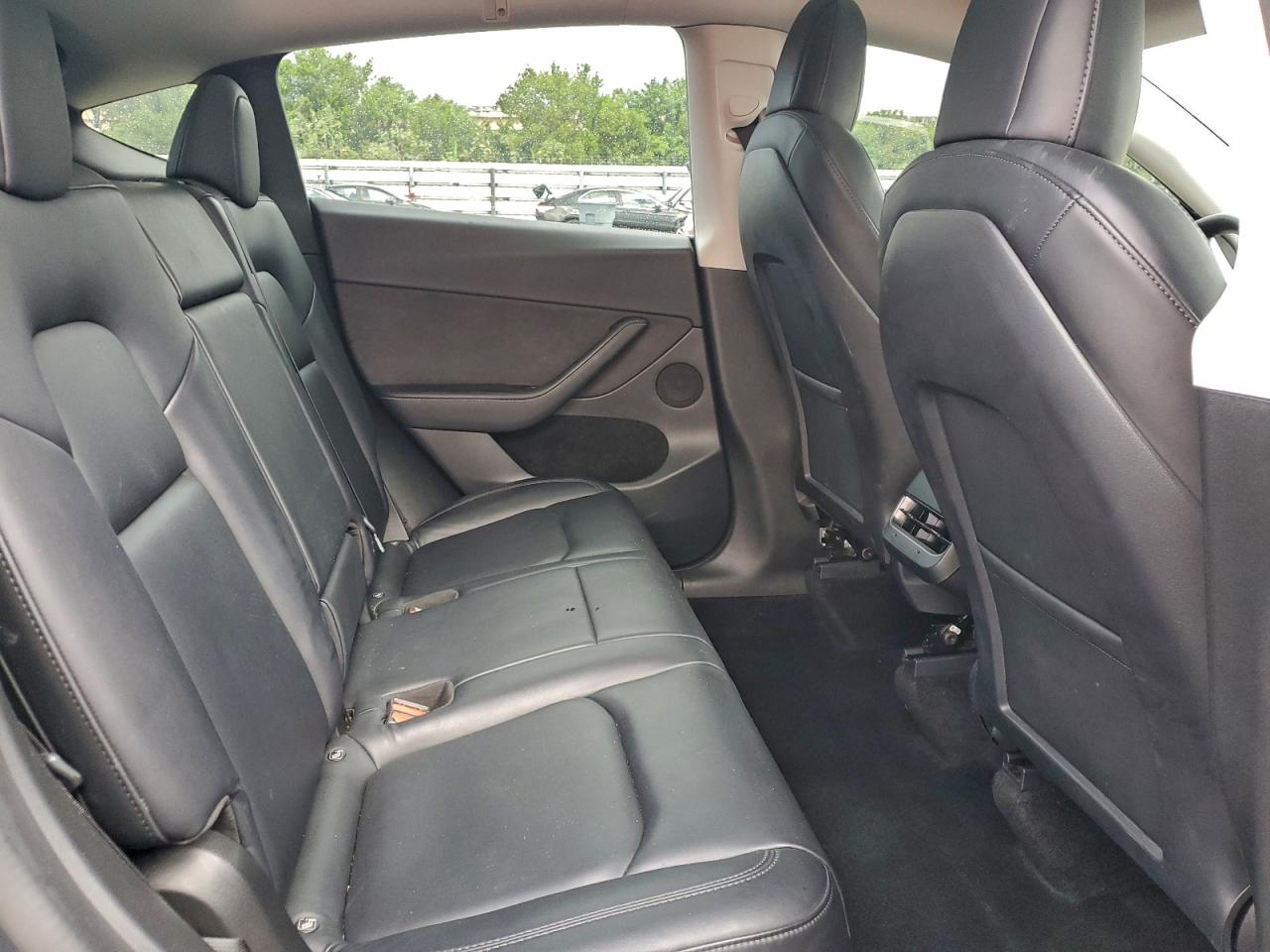 Tesla Model Y Image 6