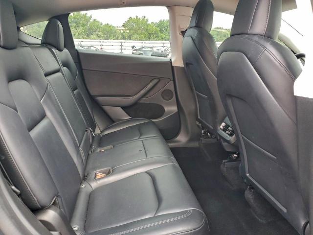 Tesla Model Y Image 6