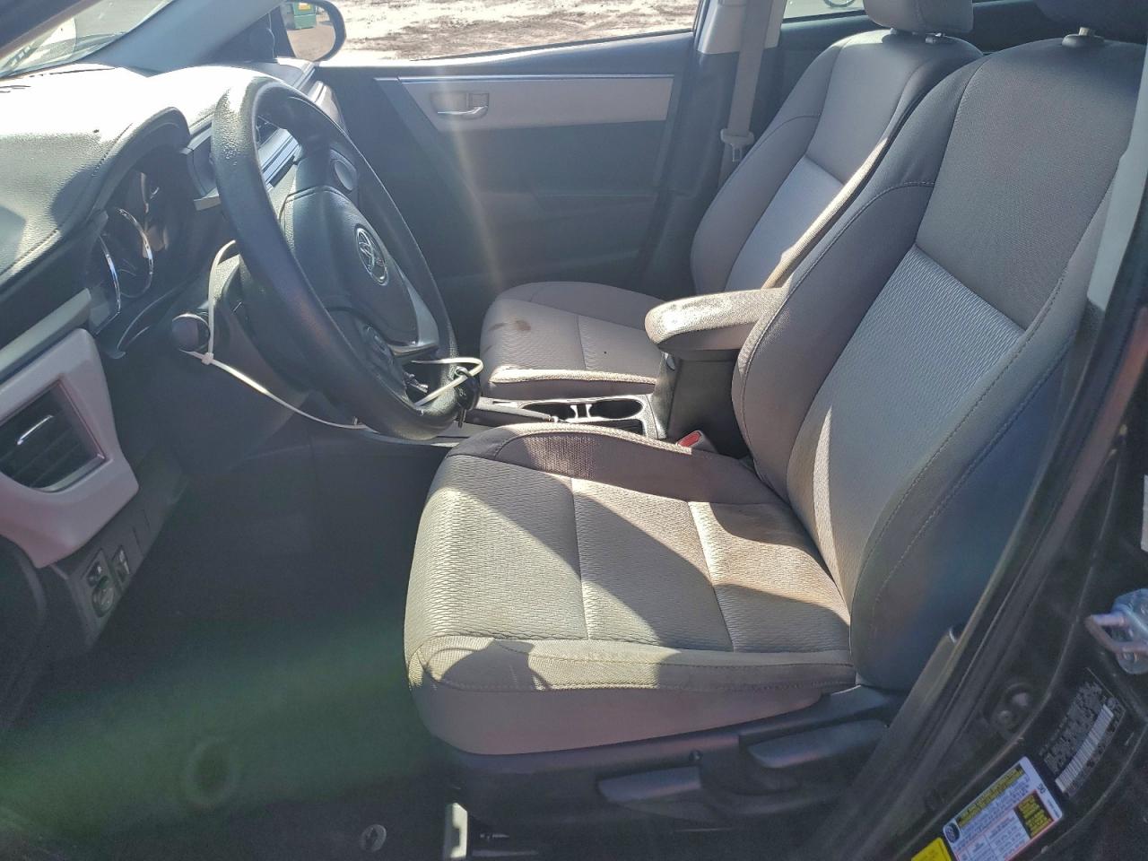 Toyota Corolla L Image 5