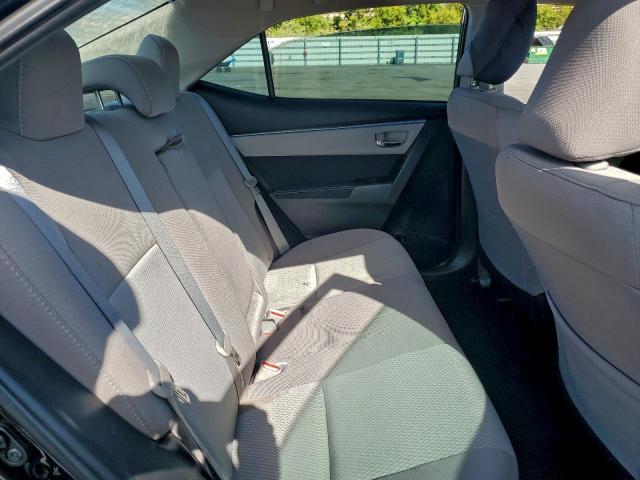 Toyota Corolla L Image 11