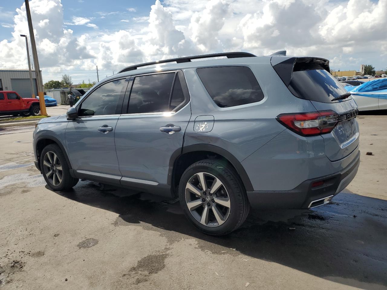 Honda Pilot Touring Image 7