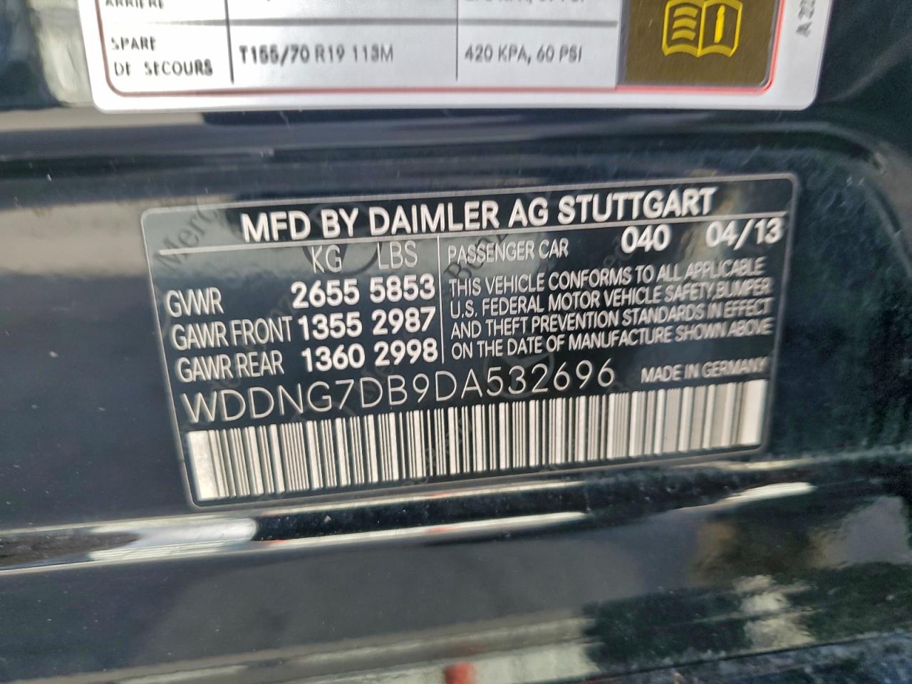 Mercedes-Benz S-Class 550 Image 11