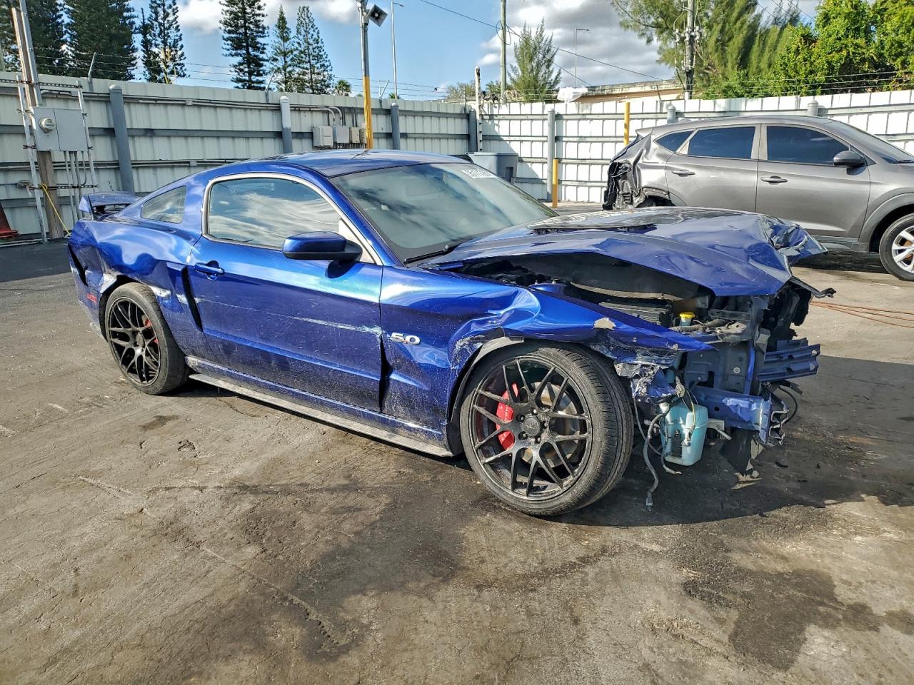 Ford Mustang Gt Image 2