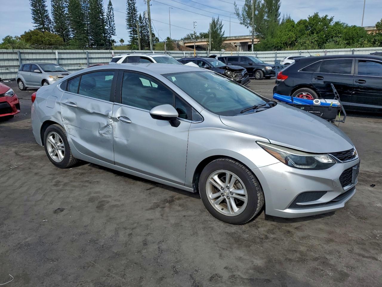 Chevrolet Cruze Lt Image 10