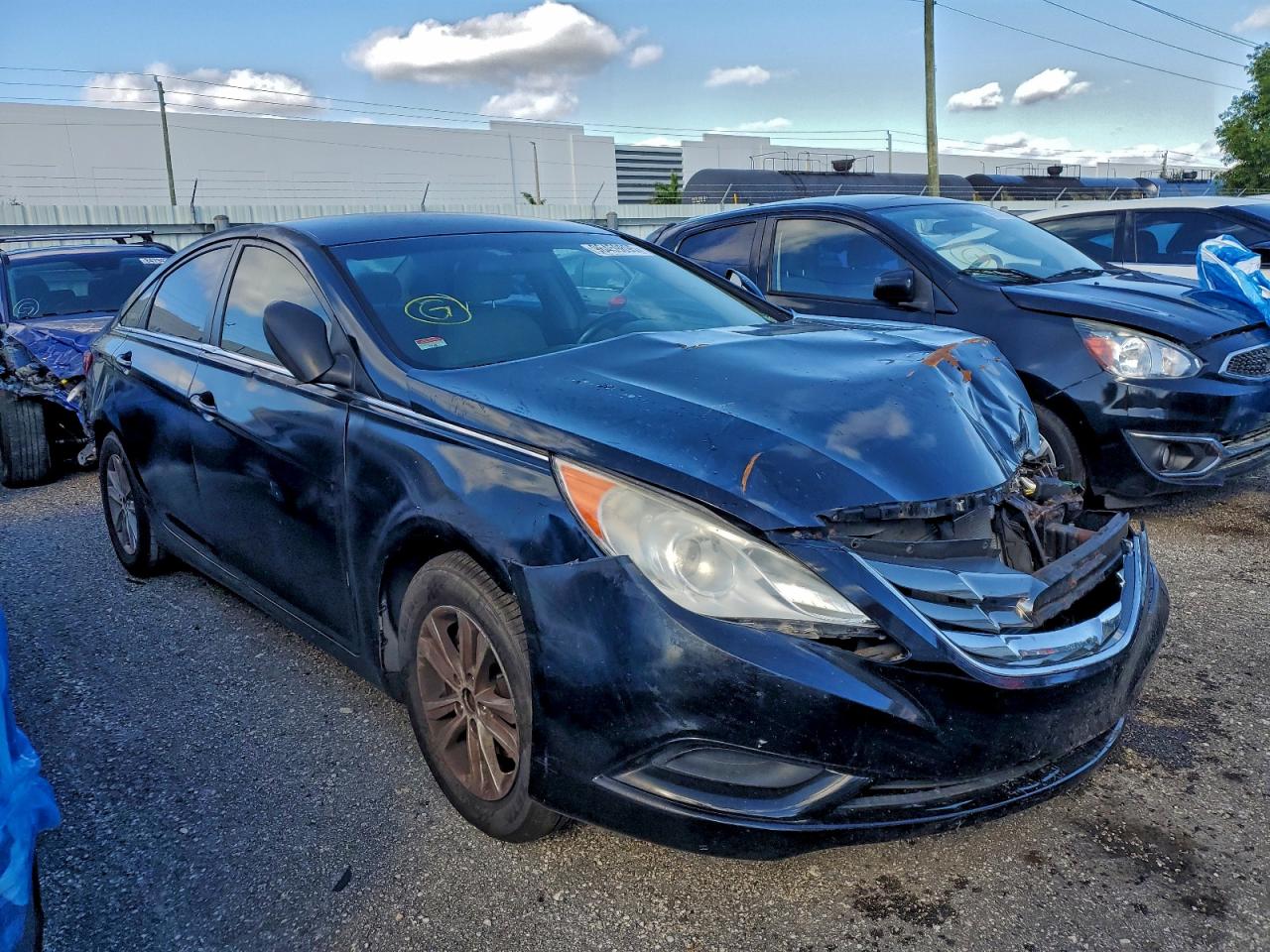 Hyundai SONATA Gls Image 2