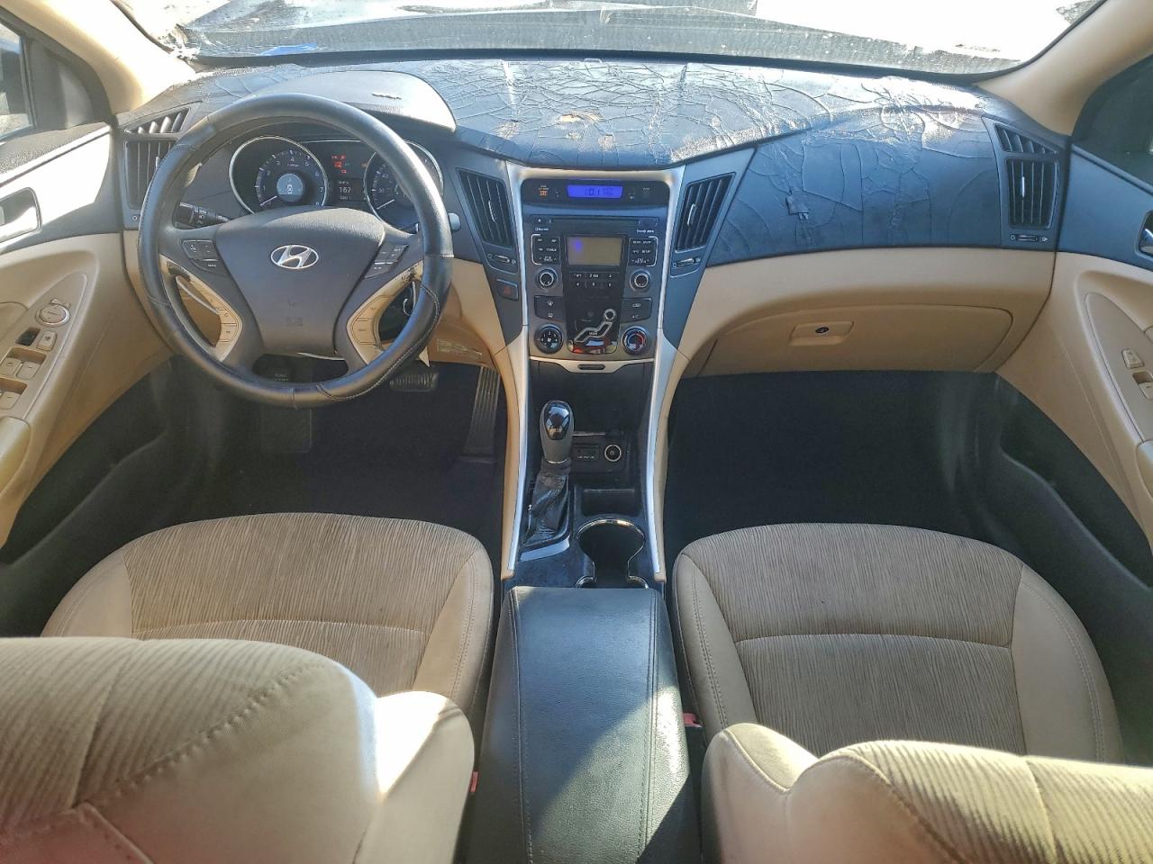 Hyundai SONATA Gls Image 4