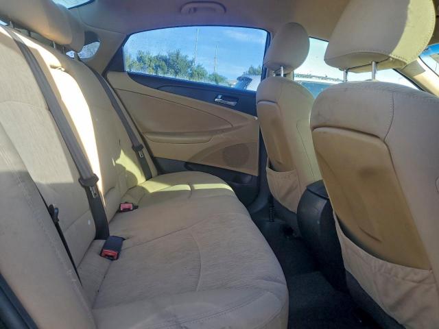 Hyundai SONATA Gls Image 11