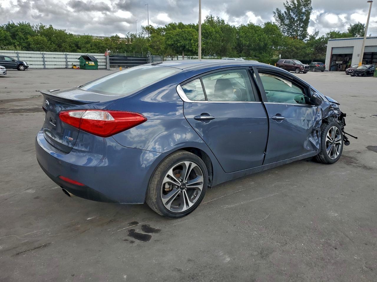 Kia Forte Ex Image 12