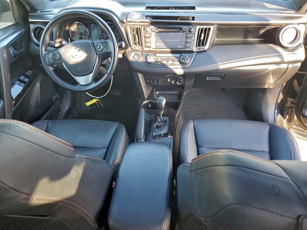 Toyota RAV4 Se Image 7