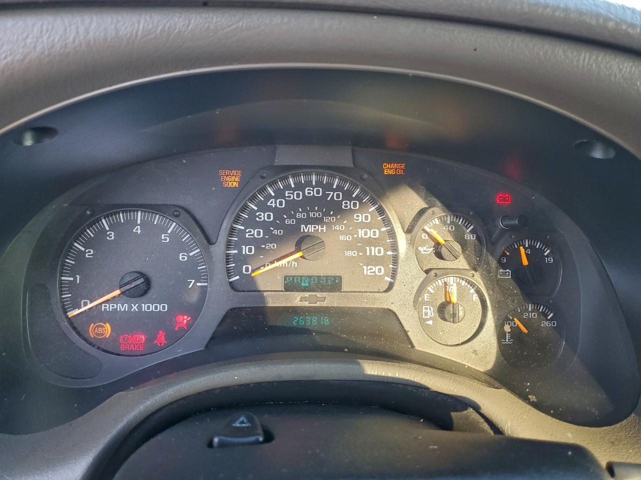 Chevrolet Trailblazer Image 2