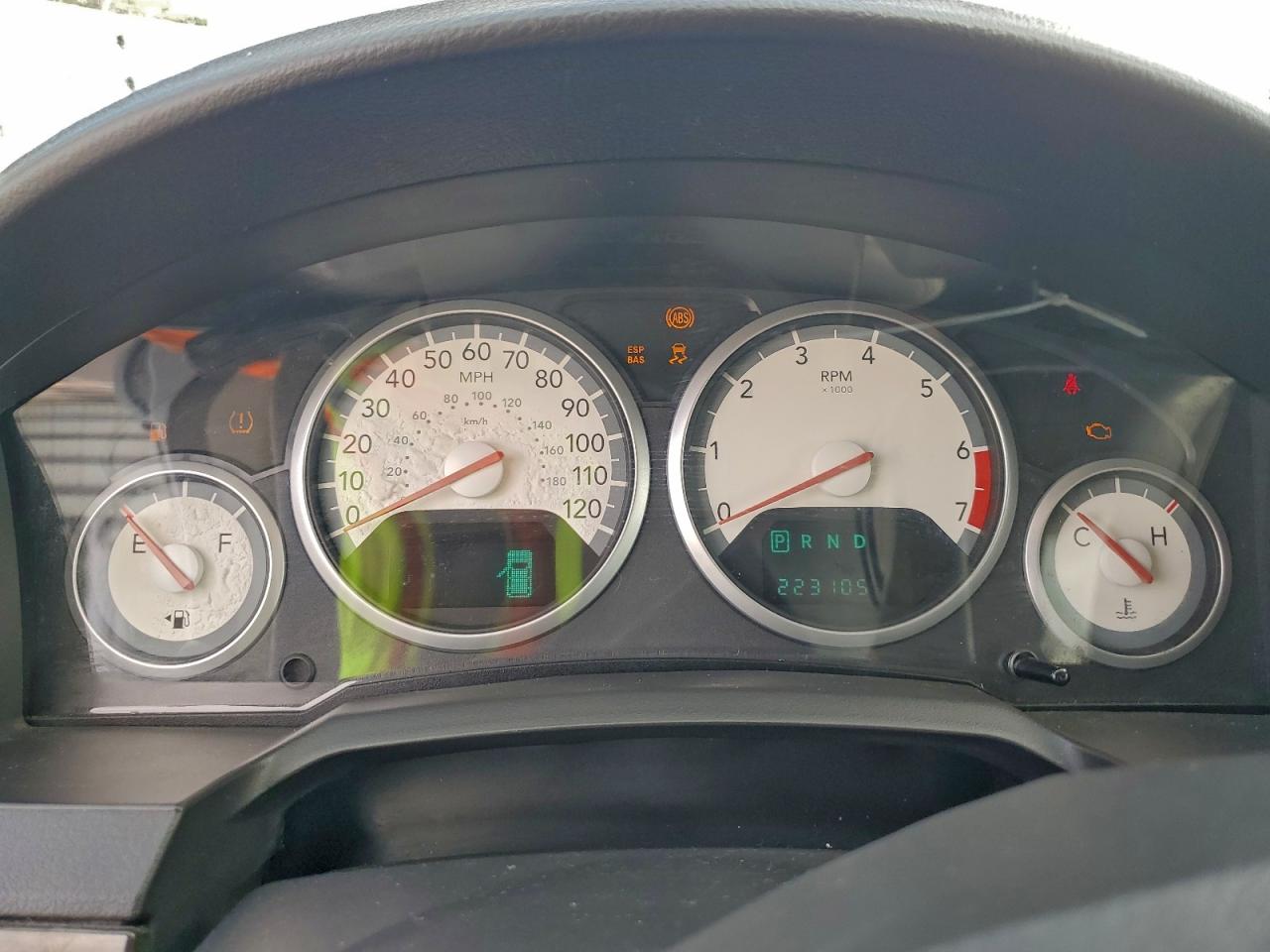 Dodge Caravan Sxt Image 9