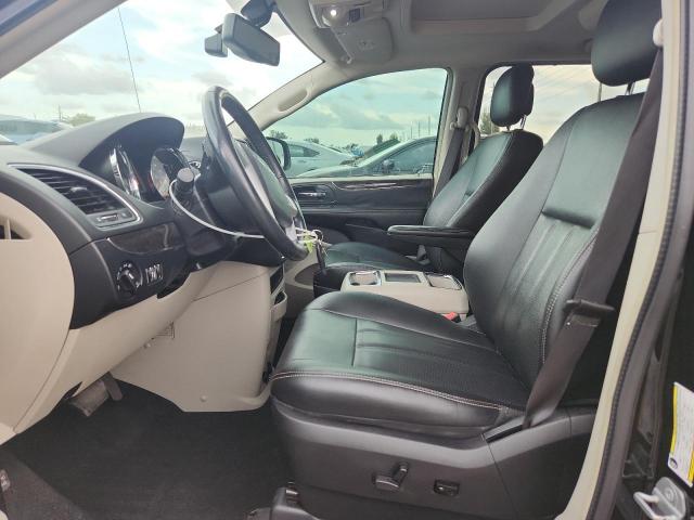 Chrysler Minivan Touring L Image 10