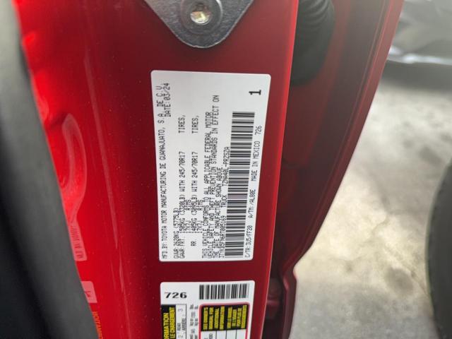 Toyota Tacoma Double Cab Image 5