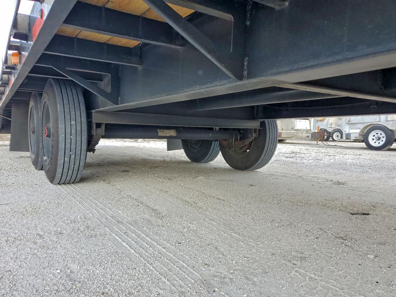 Top Hat Other Image 4